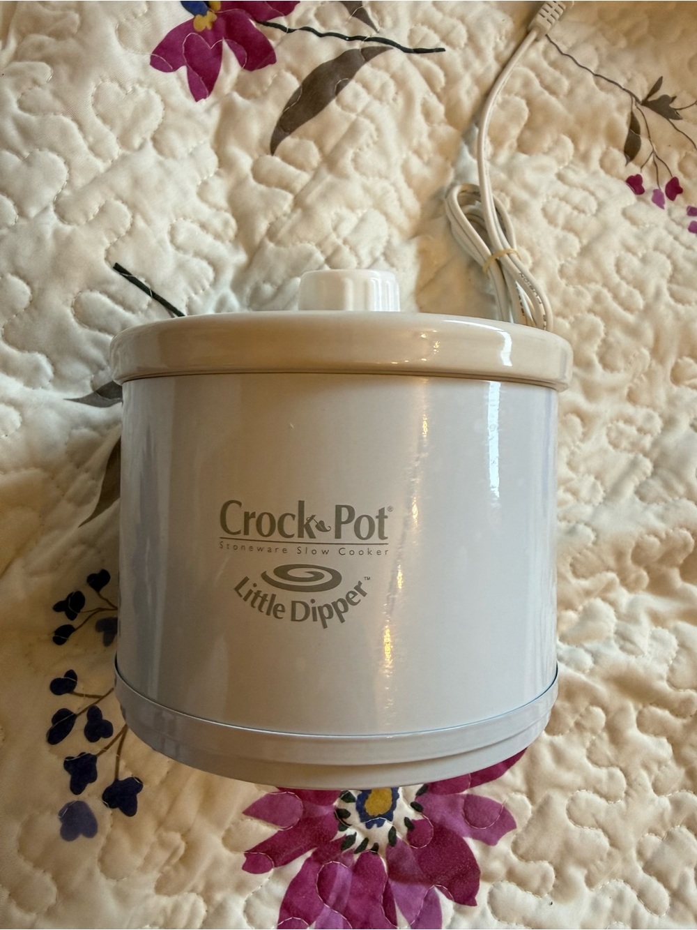 Crock-Pot Little Dipper Slow Cooker in White